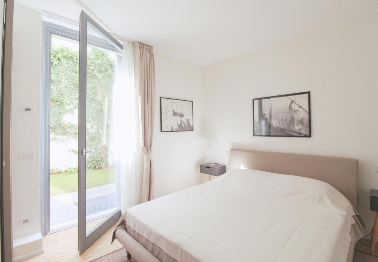 Residenza I Melograni - Suite โดมาโซ ภายนอก รูปภาพ