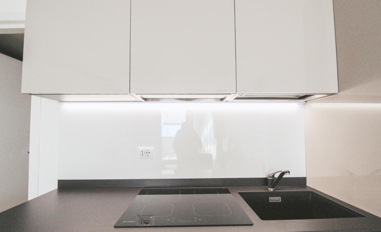 Residenza I Melograni - Suite โดมาโซ ภายนอก รูปภาพ